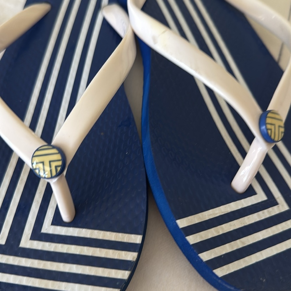 TORY BURCH SPORT FLIP FLOPS - Picture 2 of 4